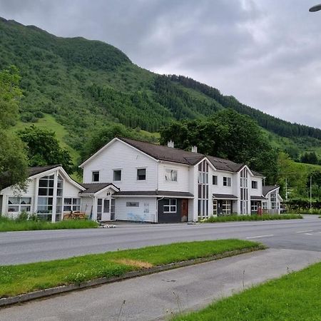 Rosendal Apartments Motellet Екстериор снимка